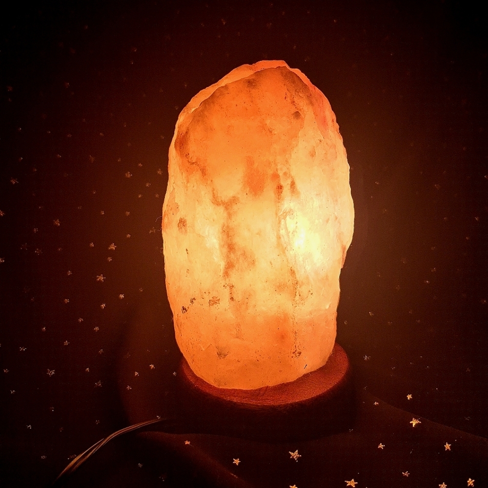 EUC Himalayan Salt Crystal Lamp
